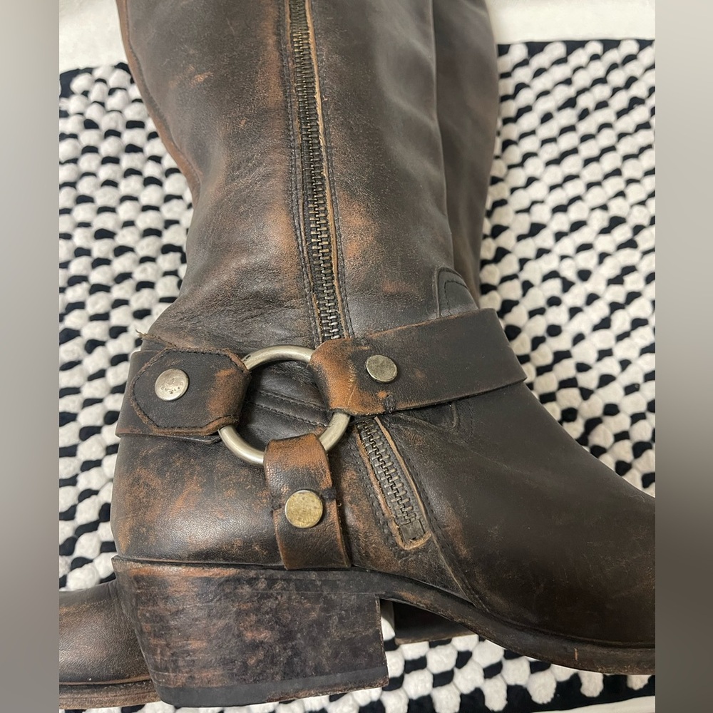 Frye Women's Black and Brown Heeled Boots - Picture 6 of 9